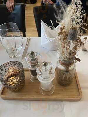 Kaisergarten Karlsruhe Ug & Co. Kg