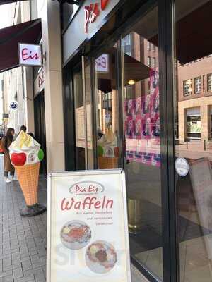 Fop Rosanna Eiscafe Pia