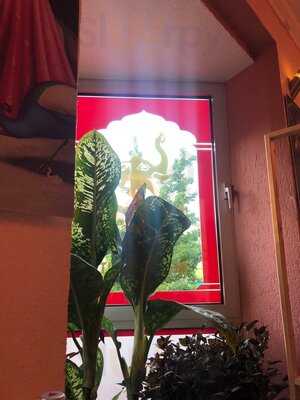 Hari's Indian Restaurant