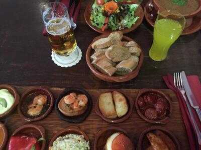 El Castillo - Tapas - Bistro - Bar