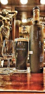 Molly Malone Irish Pub