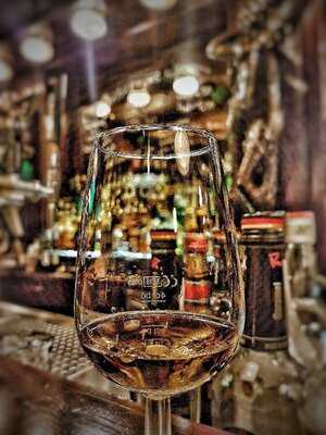 Molly Malone Irish Pub