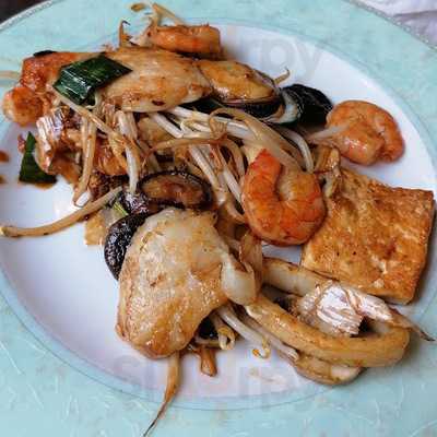 To Kyo Wok Kitchen & Sushi