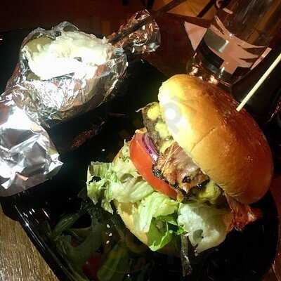 Metropolis Steakhaus