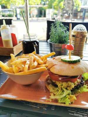 Cito Restaurant Burger Grill Bar