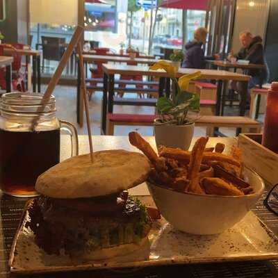 Cito Restaurant Burger Grill Bar