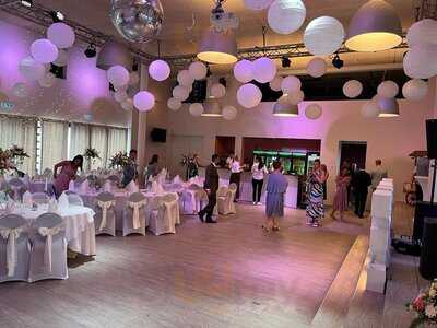 Rennbahn Neuss Event & Gastronomie Gmbh