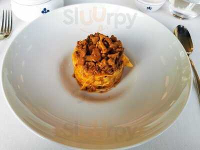 Erasmus Restaurant Und Laden