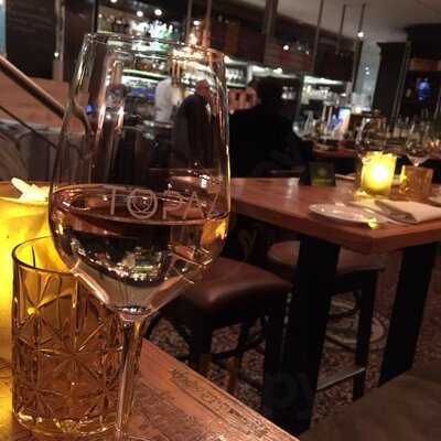 Spitz - Weinbar By Topaz