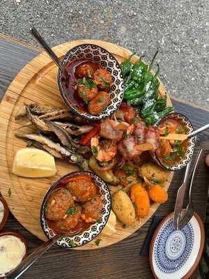 Adega - Tapas Dine & Wine