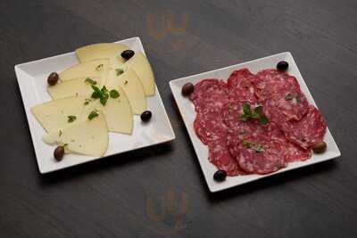 Adega - Tapas Dine & Wine