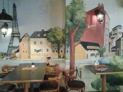 Leo's Schlemmer Café