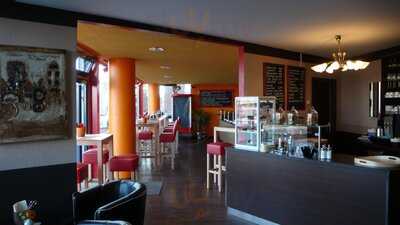 Suppenmaxe Am Toyota Autohaus