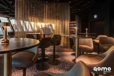 Qomo Restaurant Bar