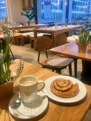 Diekaiserin Am Güterbahnhof