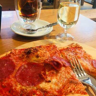 Diekaiserin Am Güterbahnhof