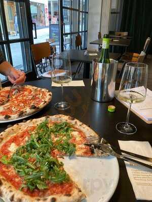 L'umami Restaurant & Weinbar