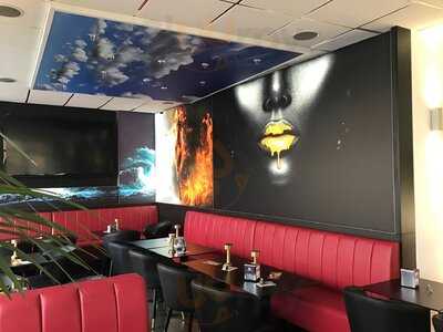 Presuttis Gelateria E Bar