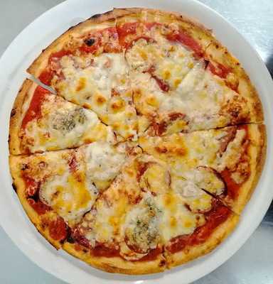 Pizzeria Ristorante Pfaffenbrunnen Vereinsgaststätte Svg