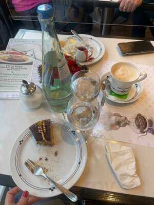 Heinemann Cafe Restaurant Im Koe-center