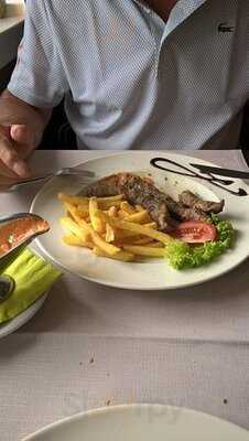 Kastro Restaurant - Bar - Lounge