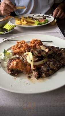 Kastro Restaurant - Bar - Lounge