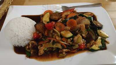 Thai Thai Asia Bistro