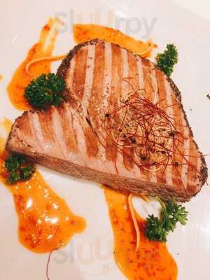 Ca Del Re Restaurant & Bar