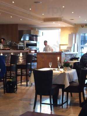 Ca Del Re Restaurant & Bar