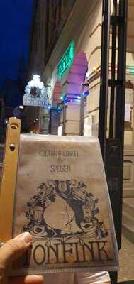 Tonfink Kulturcafe And Bar