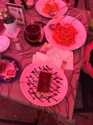 Trattoria La Piazzetta