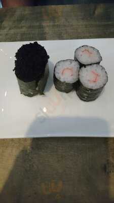 Yukisaki-sushi & Grill