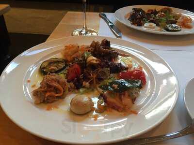 Osteria Saitta Am Nussbaum