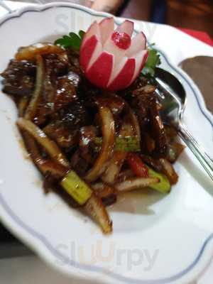 Golden Moon Restaurant