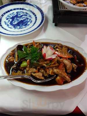 Golden Moon Restaurant