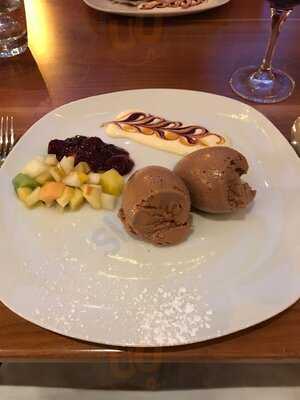 Trattoria La Castagnas - Italienisches Restaurant In Düsseldorf