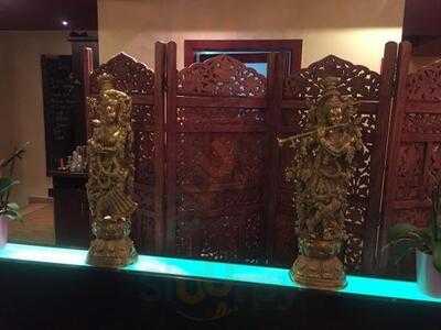 Taj Mahal Restaurant