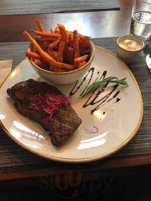 Matt‘s Food & Wine