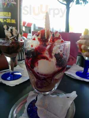 Eiscafé Schöneweiß