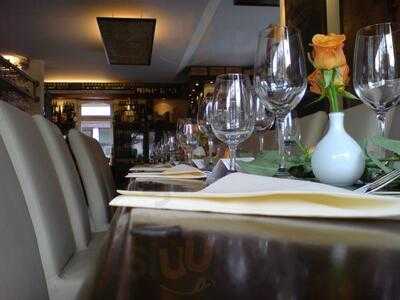 Vertical Die Weinbar