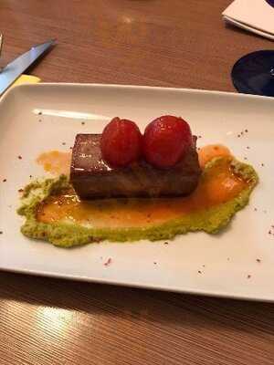 Pablo Kunst Und Wein