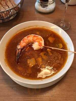 Pablo Kunst Und Wein