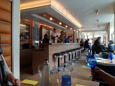 Pablo Kunst Und Wein