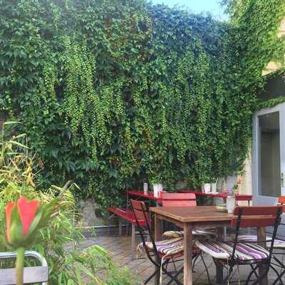 Ohana Lounge Restaurant & Bar