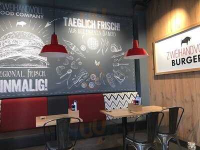 Zweihandvoll Food Company