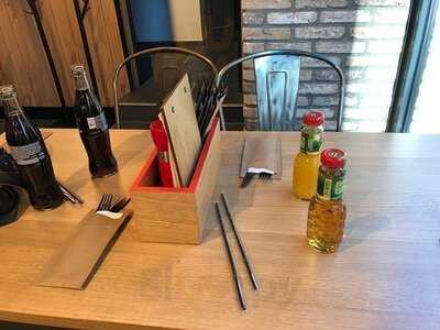 Zweihandvoll Food Company