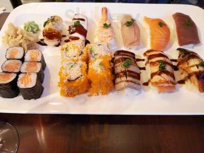 Takeshi Sushi Bar