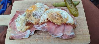 Joe Enochs Sportsbar