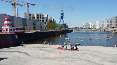 Main-turm Am Hafen - Sup  & Kanuverleih