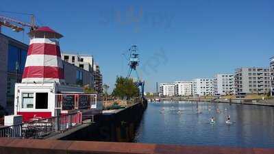Main-turm Am Hafen - Sup  & Kanuverleih